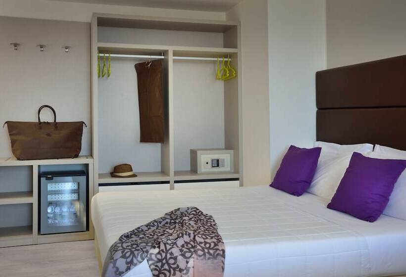 חדר סופריור, Boemia