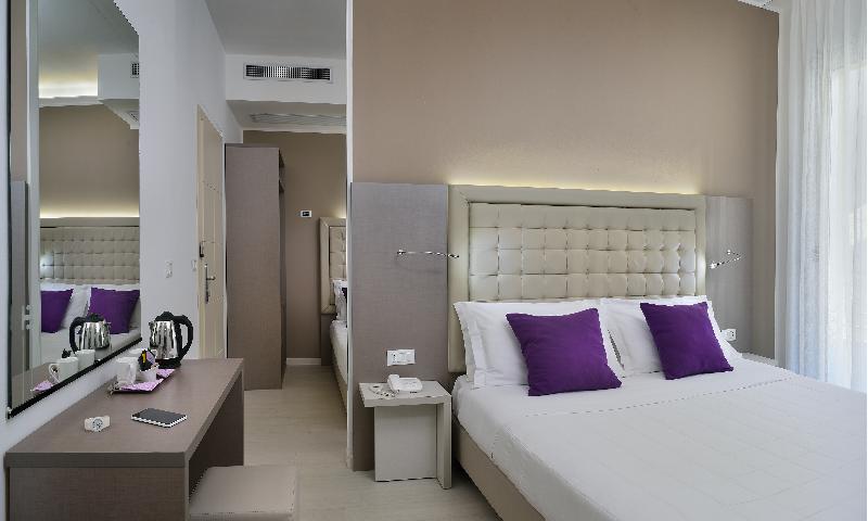 חדר משפתחתי סופריור, Boemia