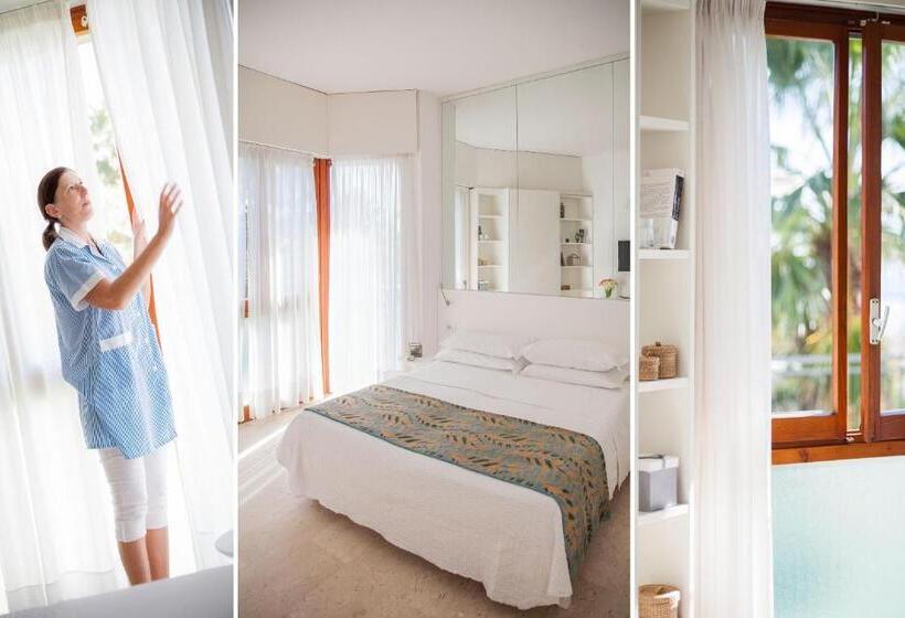 标准间带阳台, Caravelle Thalasso & Wellness