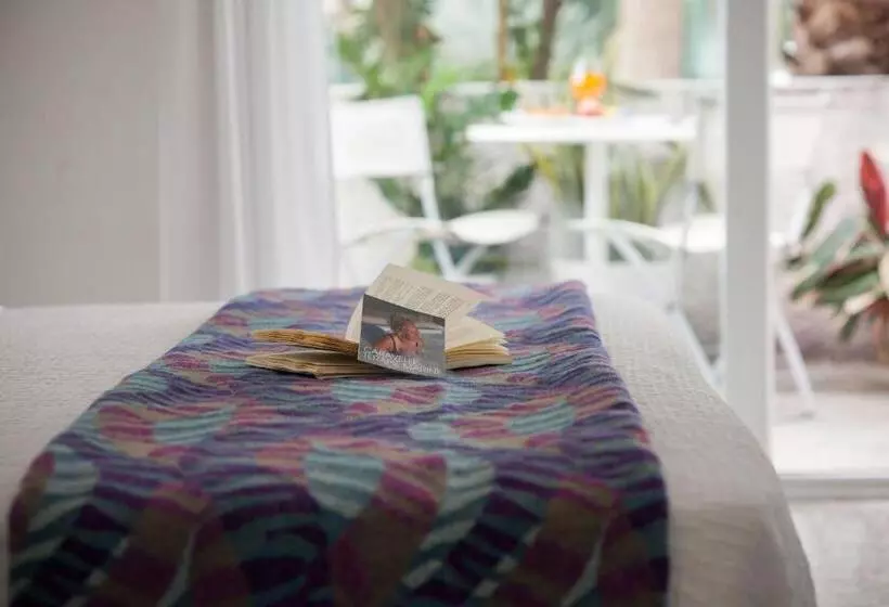 ガーデンビュースタンダードルーム, Caravelle Thalasso & Wellness