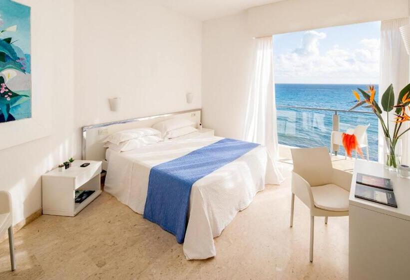 海景标准间带阳台, Caravelle Thalasso & Wellness