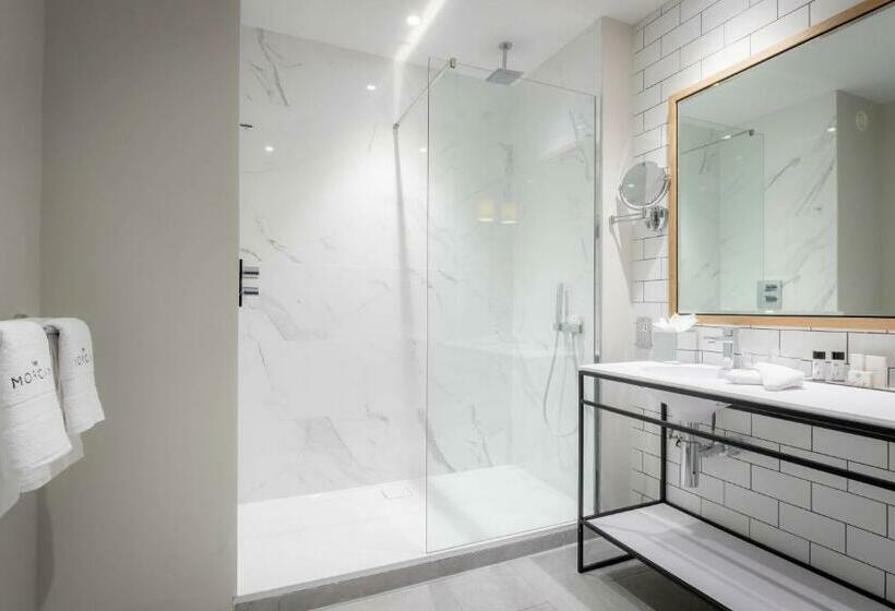 חדר דלוקס, The Morgan