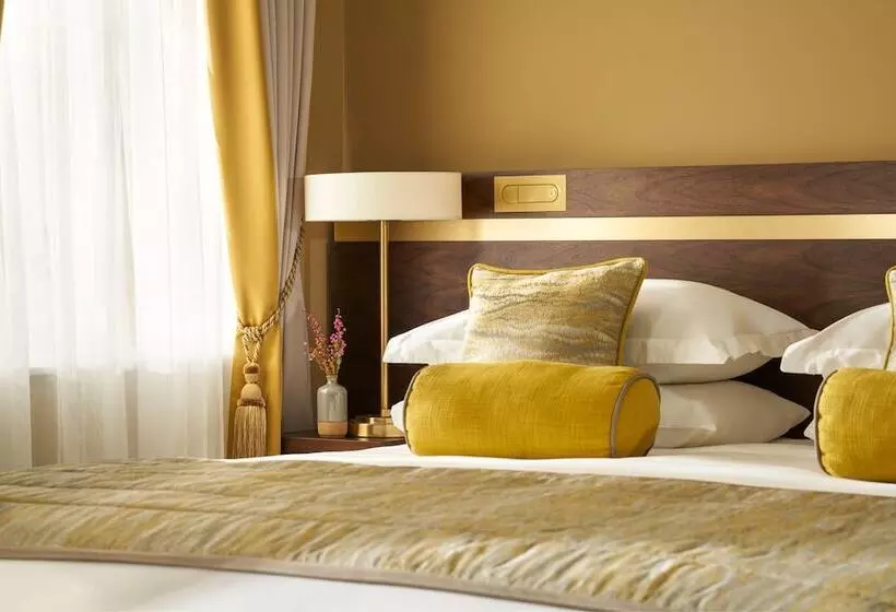 اتاق لوکس, Trinity Townhouse