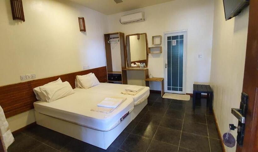 Triple Room Sea View, Surf Deck