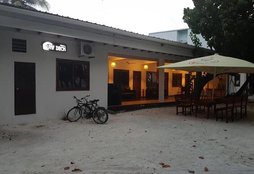 اتاق استاندارد با چشم‌انداز دریا, Surf Deck