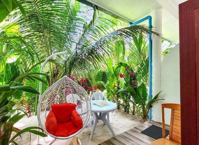 اتاق استاندارد, Sunrise Inn