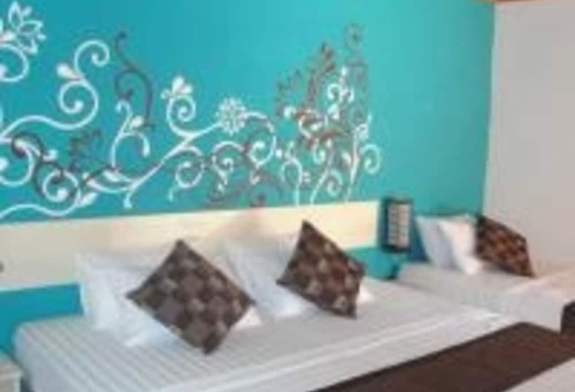 اتاق سه نفره دلوکس با چشمانداز باغ, Stingray Beach Inn