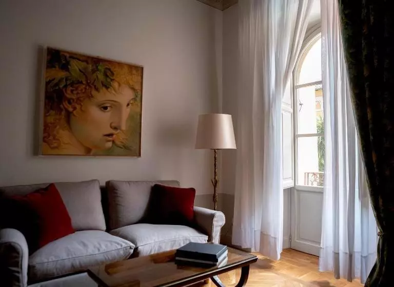 スーペリアールーム, Albergo Pietrasanta