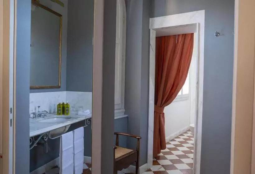 クラシックルーム, Albergo Pietrasanta