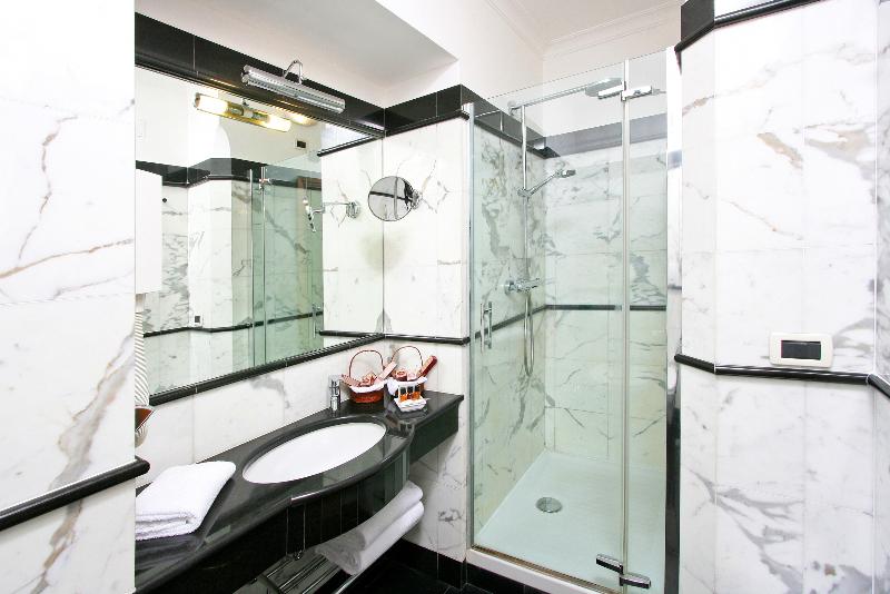 اتاق استاندارد یک نفره, Arcangelo