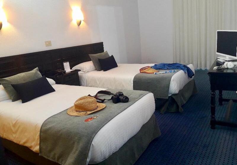 اتاق سوپریور, Arcangelo