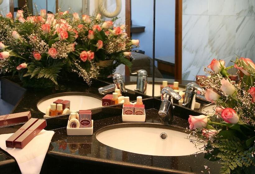 اتاق استاندارد, Arcangelo