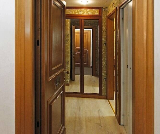 اتاق استاندارد, Arcangelo