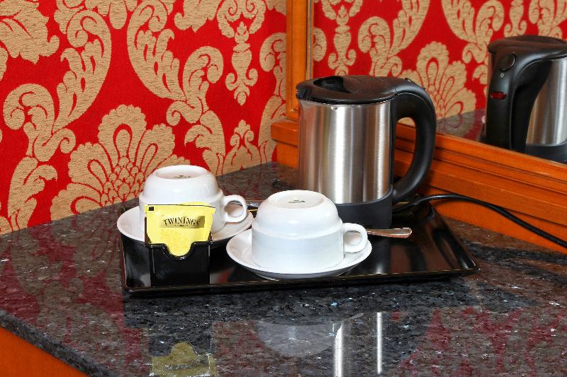 اتاق لوکس, Arcangelo