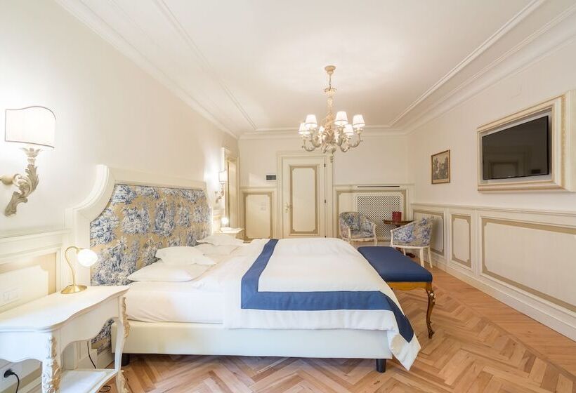 סוויטת ג'וניור, Elephant