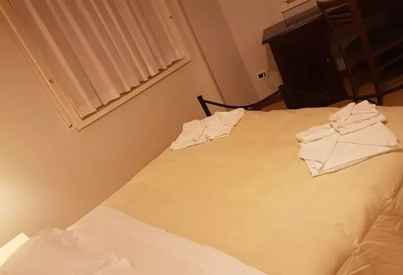 اتاق اکونومی, Grand Hotel Lamezia