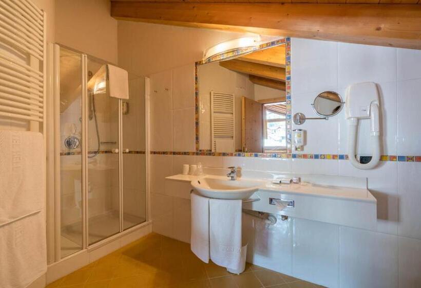 سوییت خانوادگی, Hell