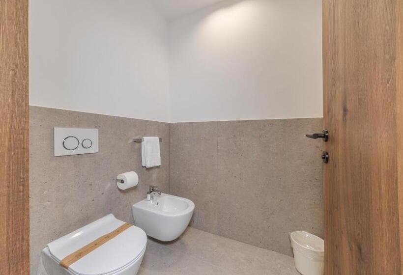 سوییت جونیور, Hell