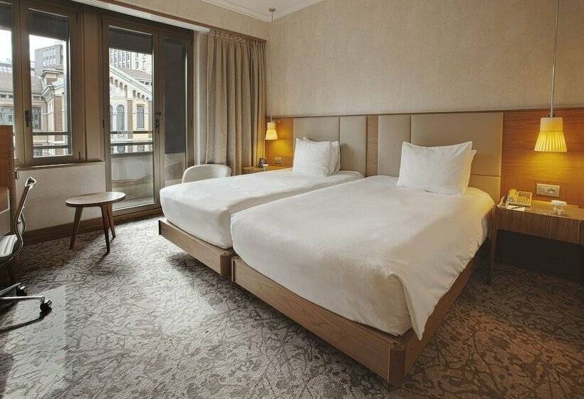 Standard Room, Hilton Milan