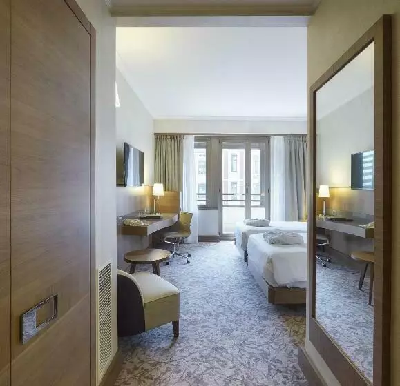 Executive Room