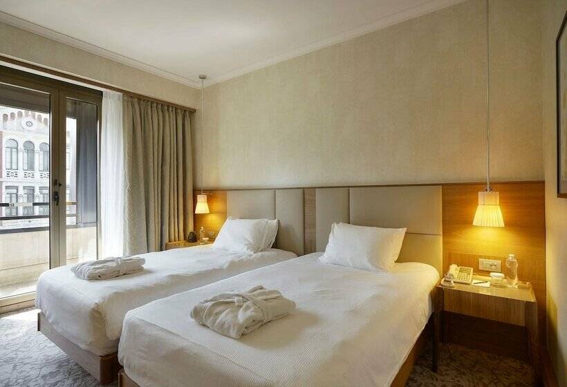Deluxe Room, Hilton Milan