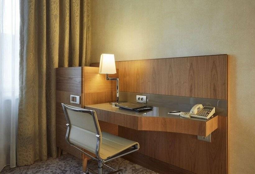 Habitació Deluxe, Hilton Milan