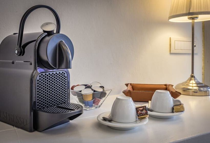 سوییت لوکس, La Scaletta Al Ponte Vecchio