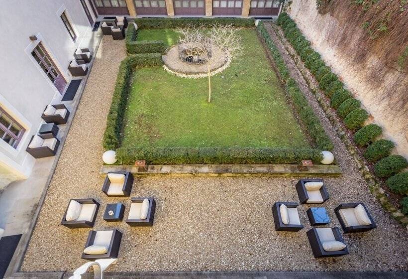 سوییت لوکس, La Scaletta Al Ponte Vecchio