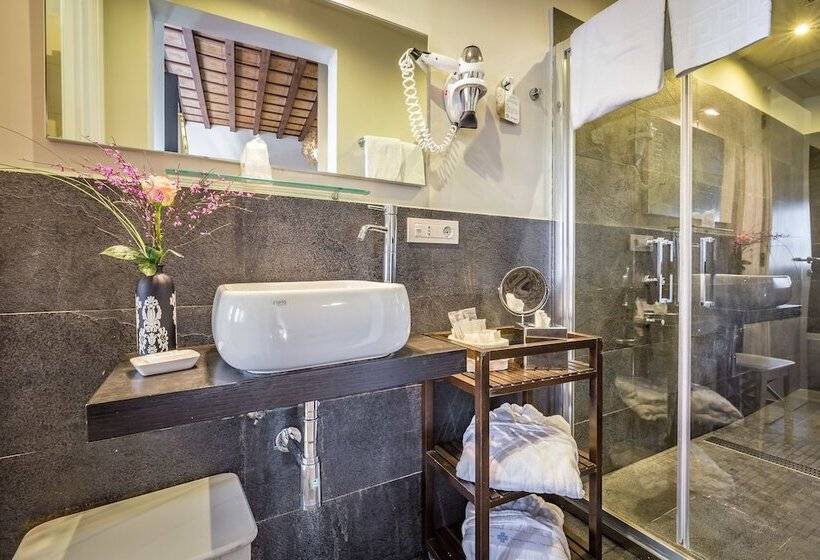 سوییت با چشم‌انداز باغ, La Scaletta Al Ponte Vecchio