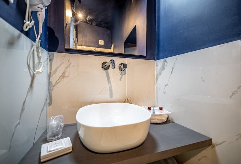 اتاق سوپریور با چشم‌انداز باغ, La Scaletta Al Ponte Vecchio