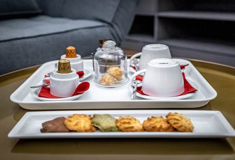 اتاق کلاسیک, La Scaletta Al Ponte Vecchio