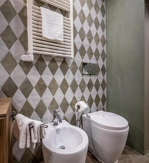 سوئیت با وان آب گرم, La Scaletta Al Ponte Vecchio
