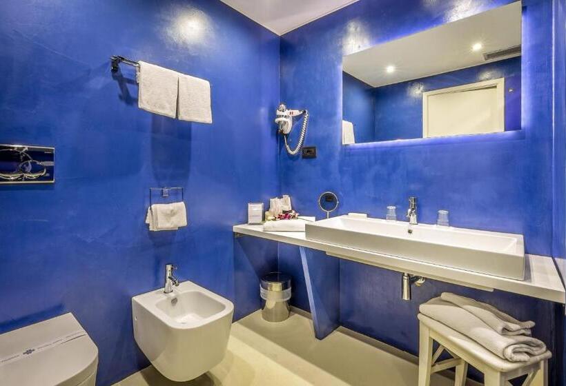 اتاق لوکس, La Scaletta Al Ponte Vecchio