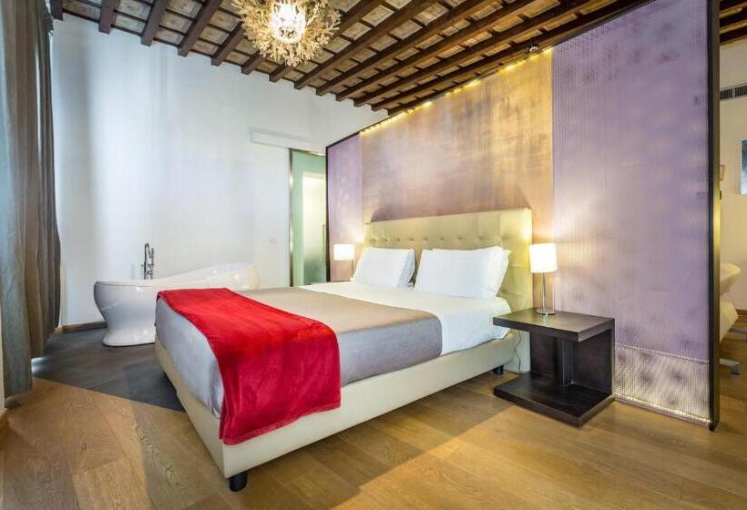 سوییت با چشم‌انداز باغ, La Scaletta Al Ponte Vecchio