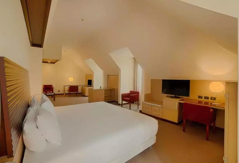 سوییت جونیور, NH Milano 2