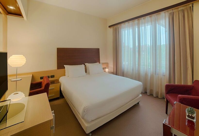 标准间, NH Milano 2