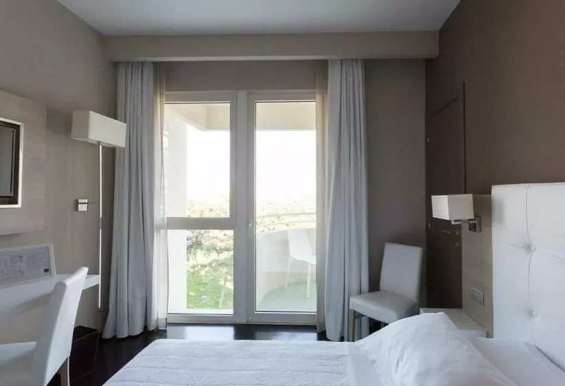 اتاق سوپریور, Raffaello Hotel & Mooka Restaurant