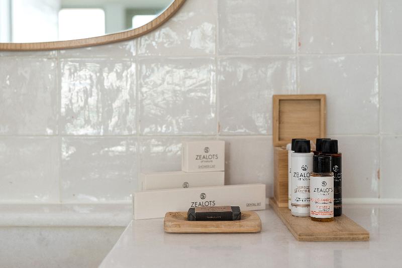 اتاق خانوادگی, San Moise