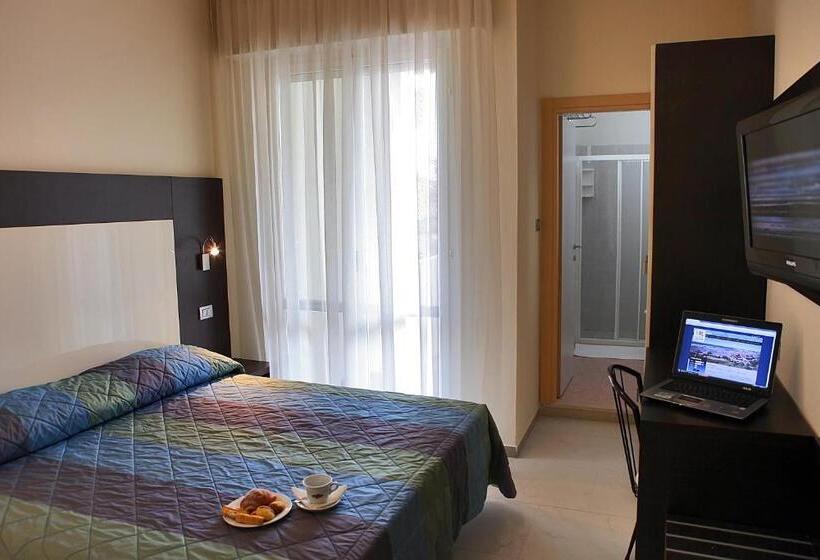 חדר סטנדרט, Ricchi