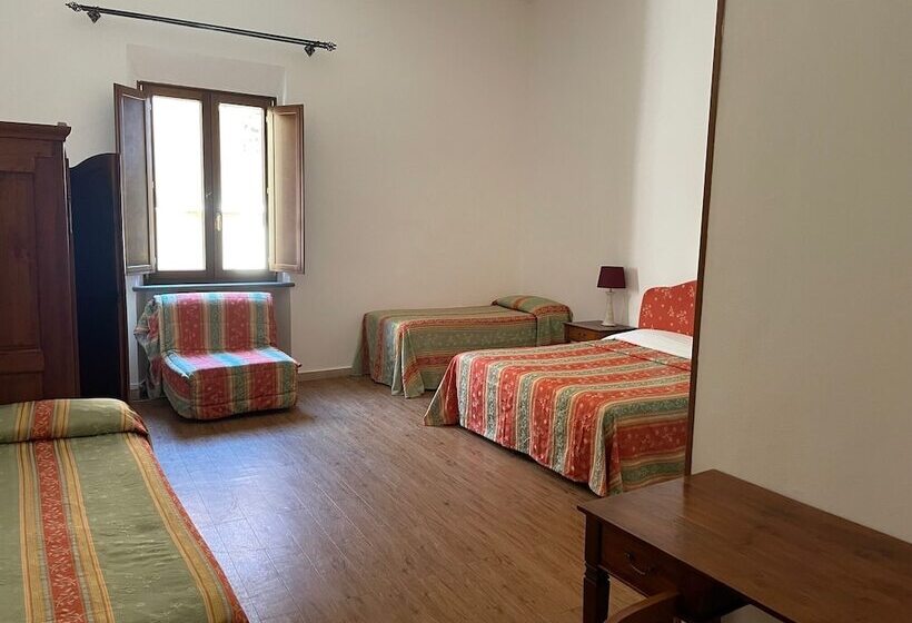 Chambre Triple Standard, Caffe Verdi  24 Hours Reception