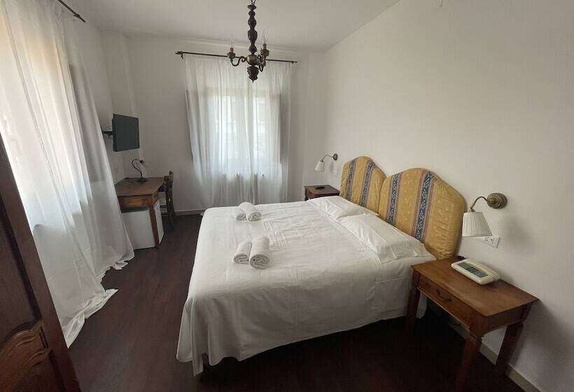 Chambre Triple Standard, Caffe Verdi  24 Hours Reception