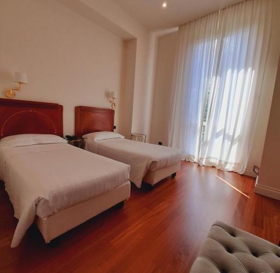 اتاق استاندارد, Rechigi Park