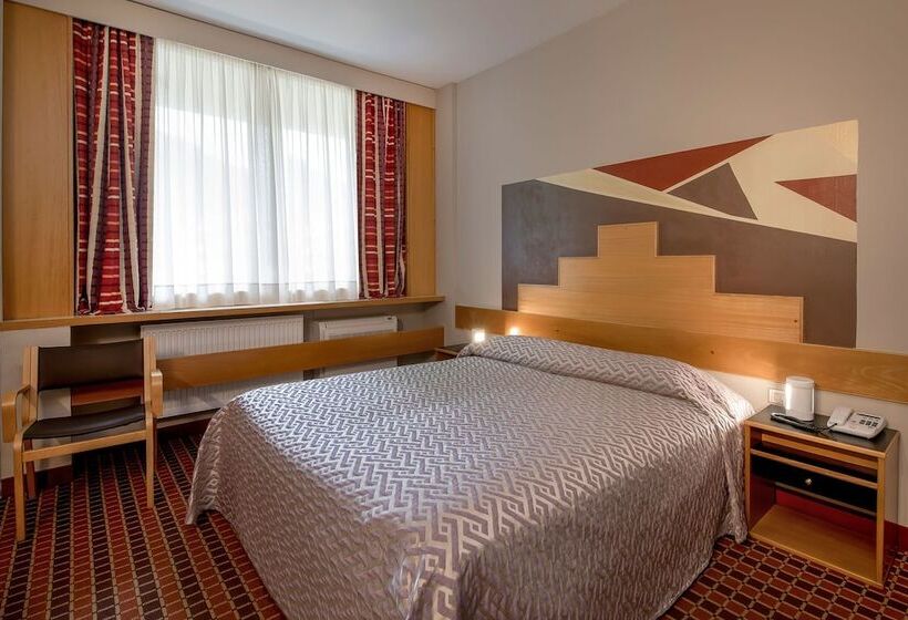 غرفة إقتصادية, Santoli