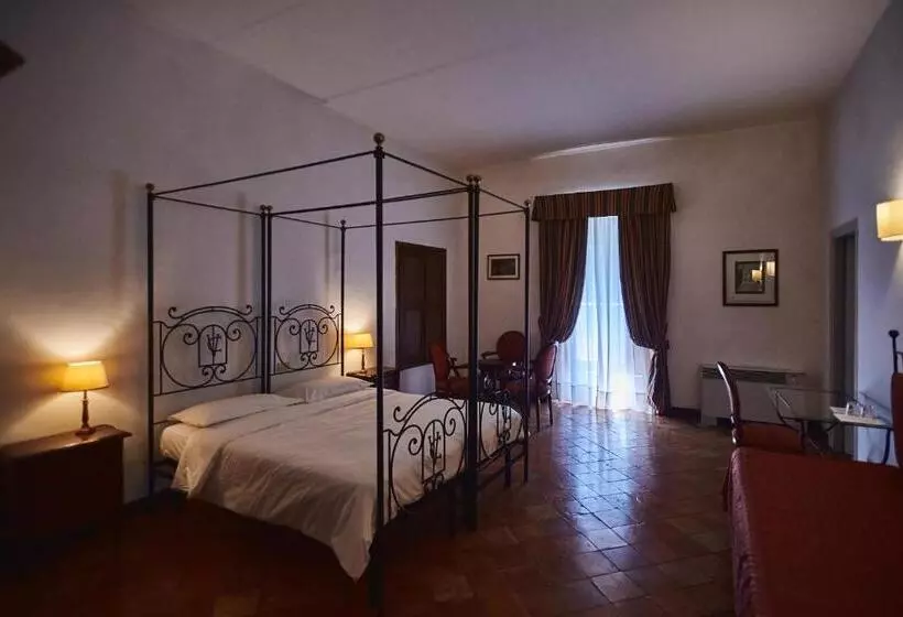 اتاق استاندارد سه نفره, Villa Ciconia