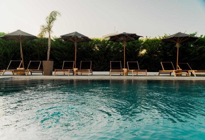 标准间带游泳池, Olive Grove Suites Boutique