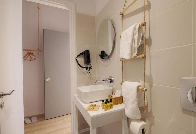 标准间带游泳池, Olive Grove Suites Boutique