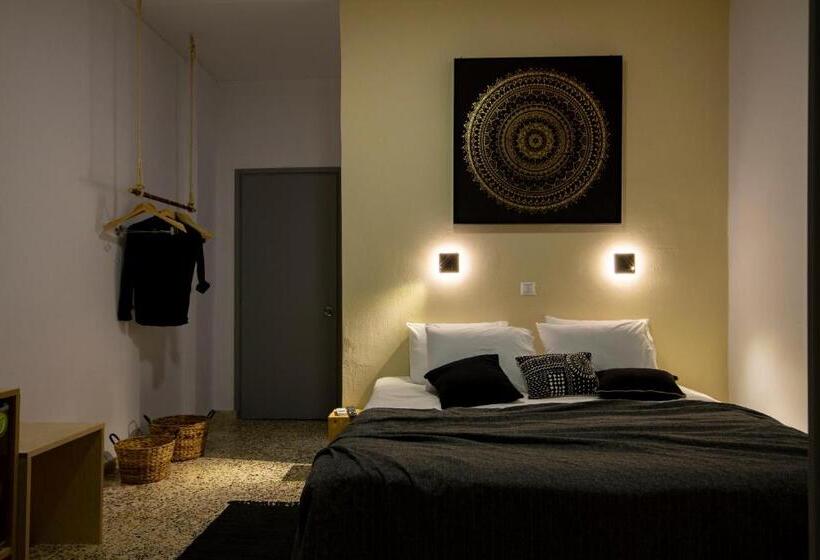 标准间带阳台, Olive Grove Suites Boutique