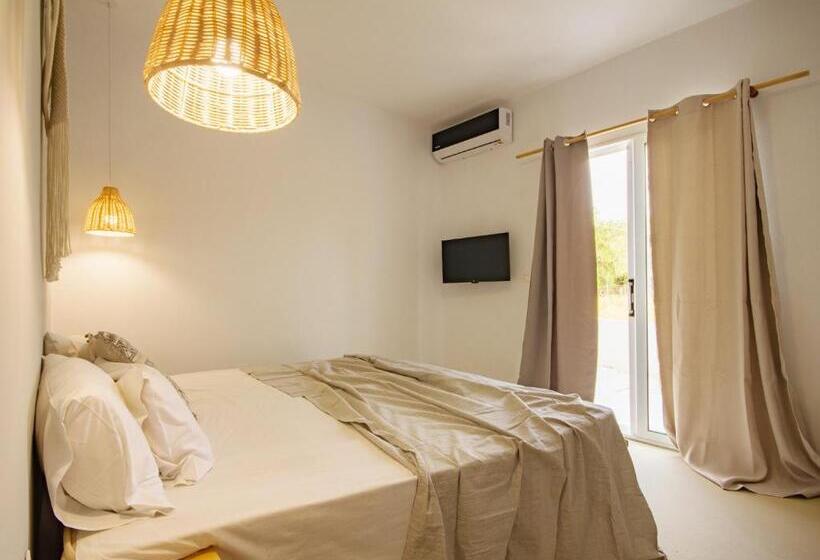 标准间带阳台, Olive Grove Suites Boutique