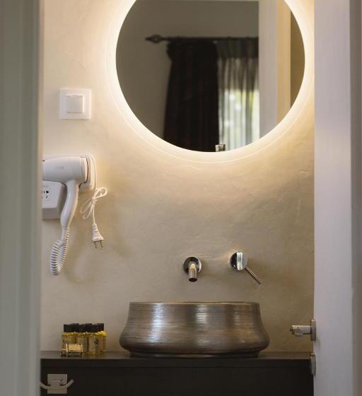 标准间带游泳池, Olive Grove Suites Boutique