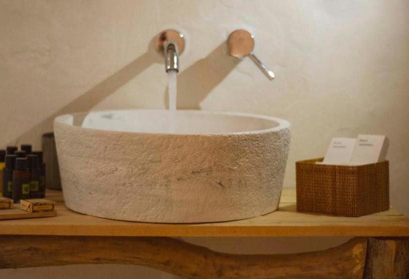 标准间带阳台, Olive Grove Suites Boutique